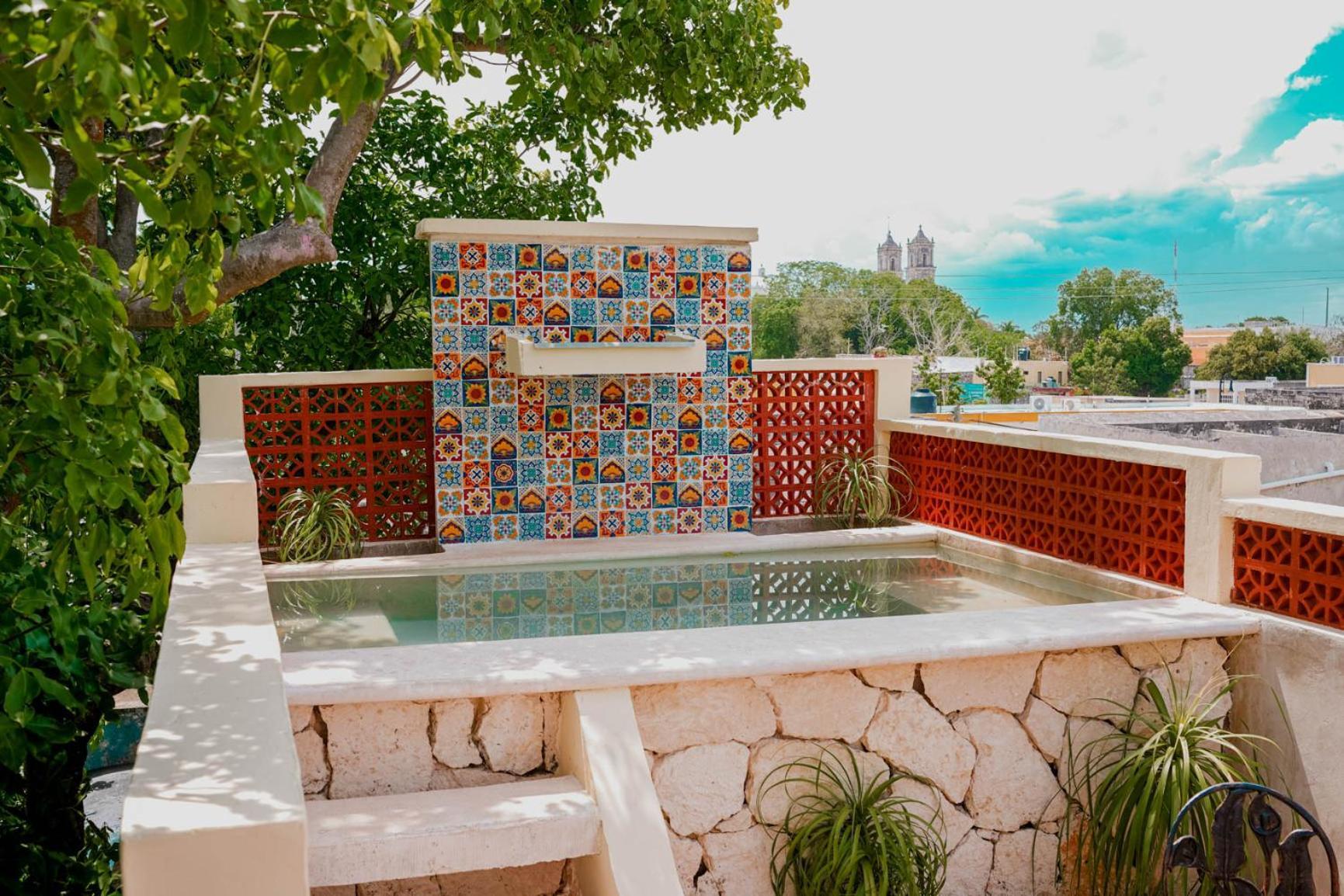 Hostal Tunich Naj & Hotel Valladolid  Rum bild